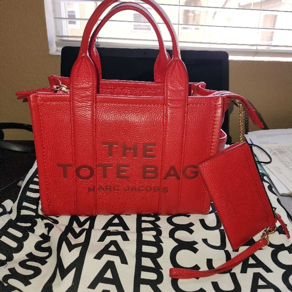 Marc Jacobs Red Tote Bag And wallet